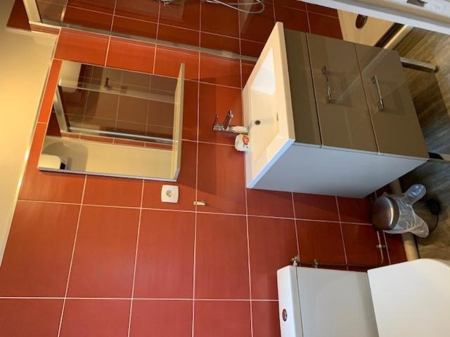 Chambre Independante Chez Particuliers Avec Salle De Bain Privative Анс Экстерьер фото